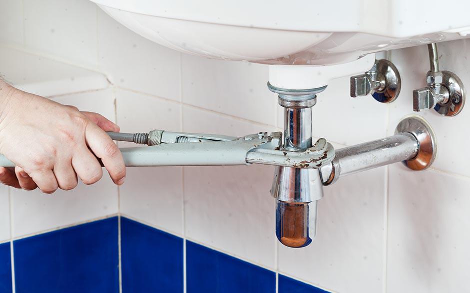 cherche plombier chauffagiste Corbreuse